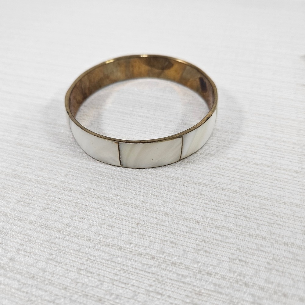 Vintage Mother of Pearl Inlay Brass Bangle Bracelet White Shell Coastal Boho